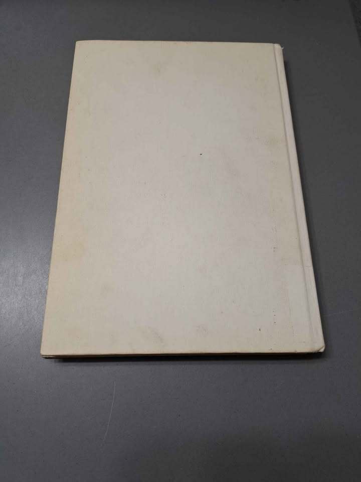 Vintage 1982 first printing of The Vikings by Howard La Fay. National Geographic Society (hardcover)