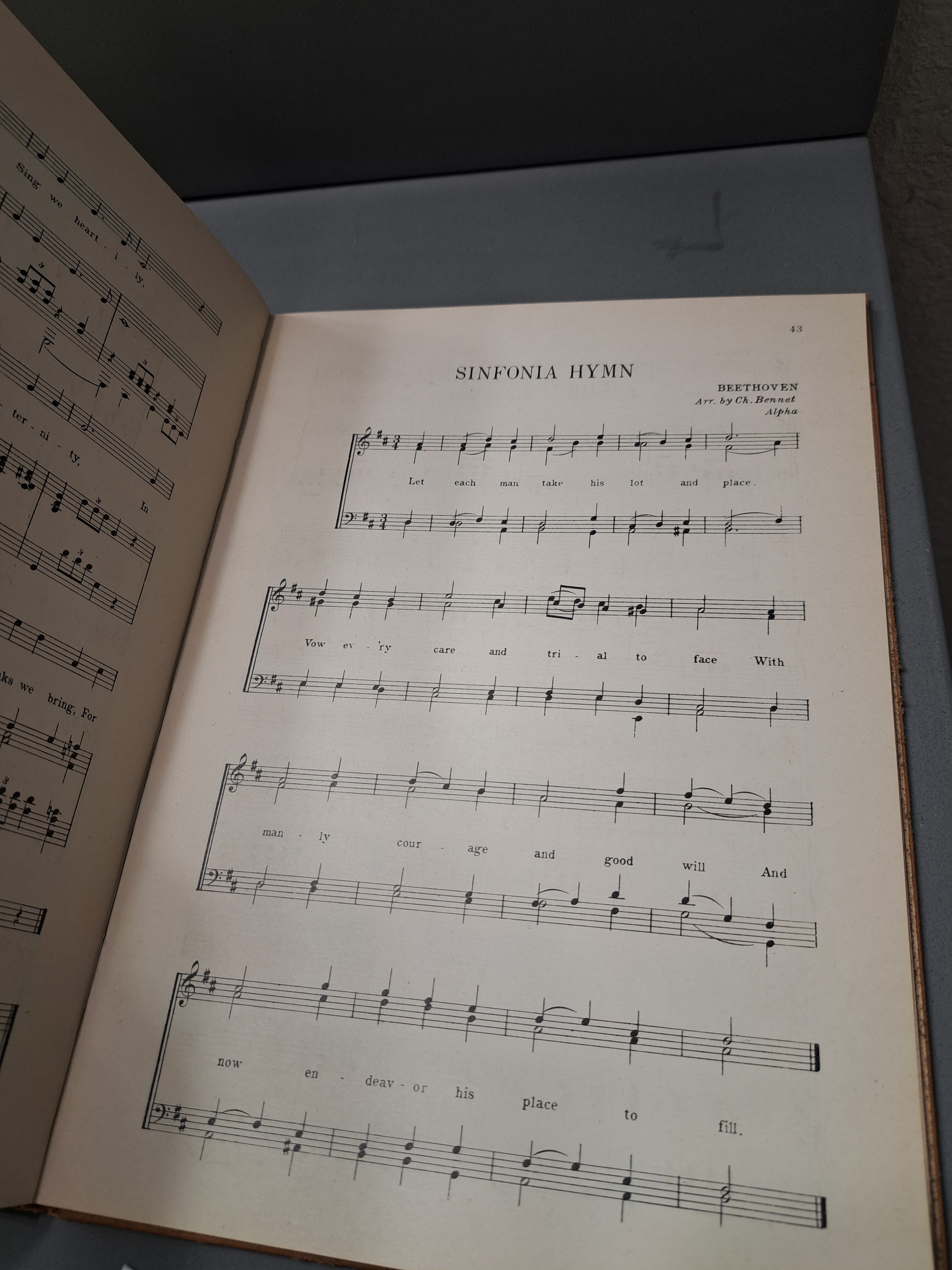 Vintage 1931 edition of Songs of Sinfonia