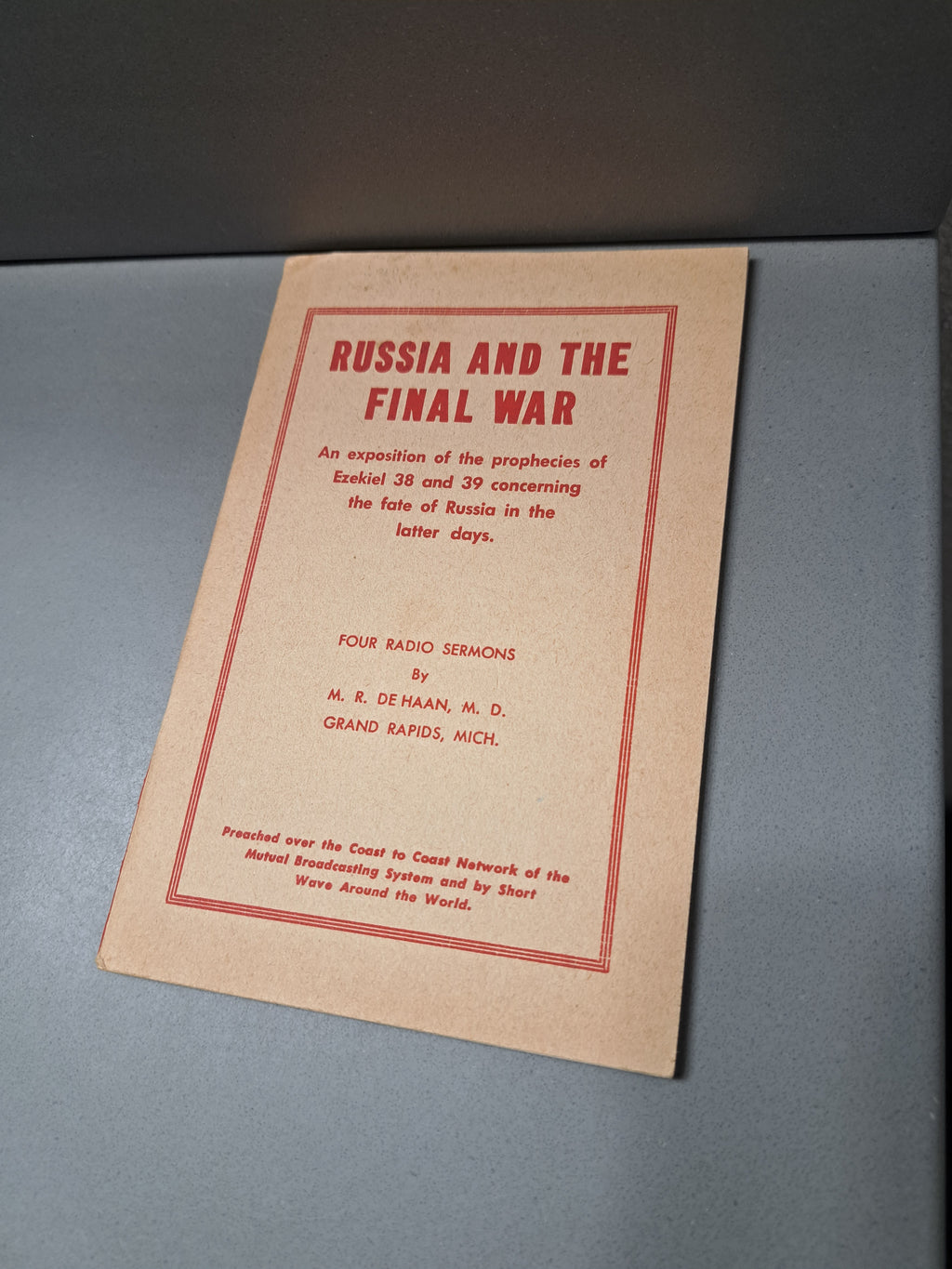 Vintage 1950 Russia and the Final War