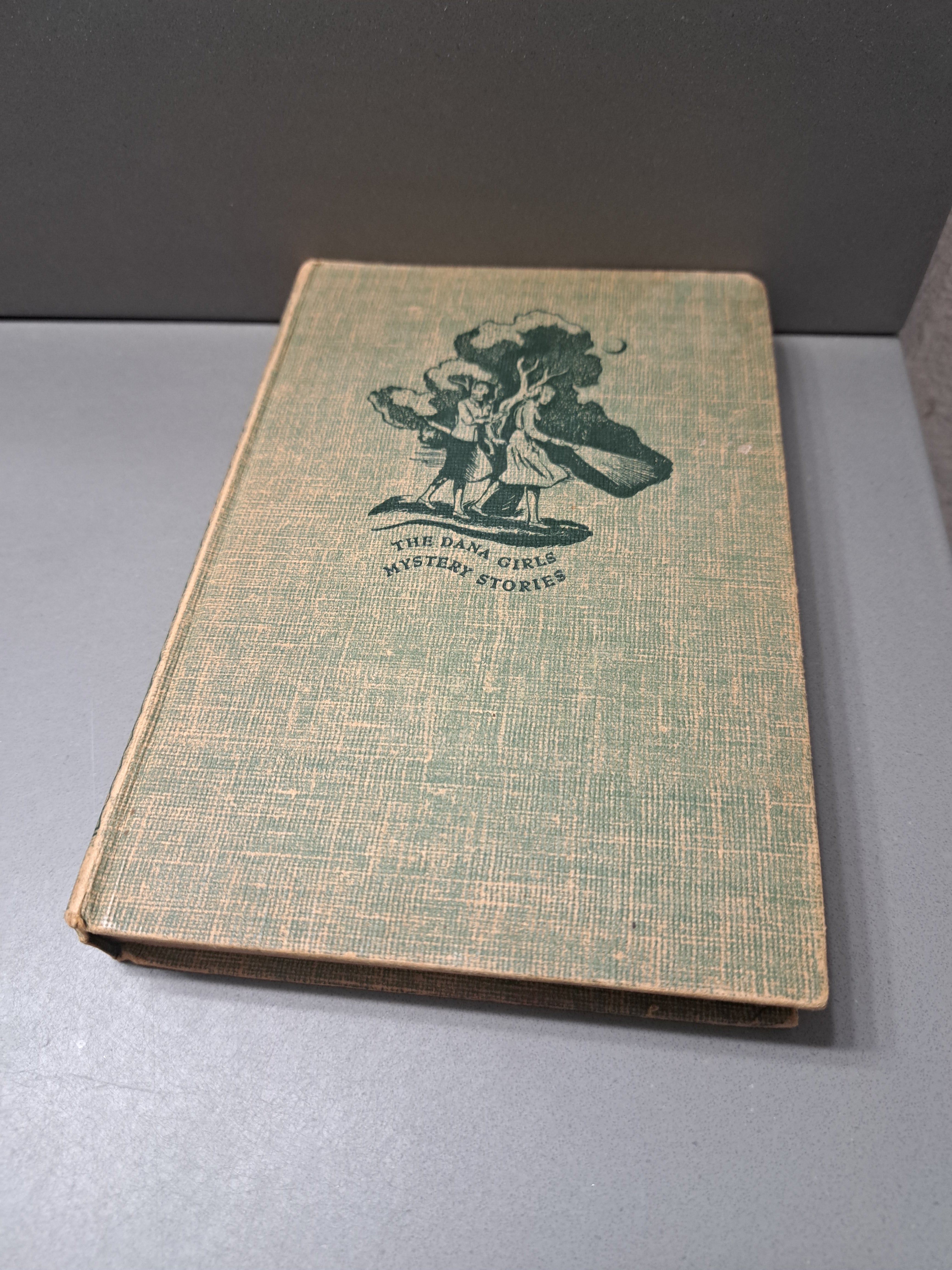 Vintage 1934 The Secret at Lone Tree Cottage by Carolyn Keene