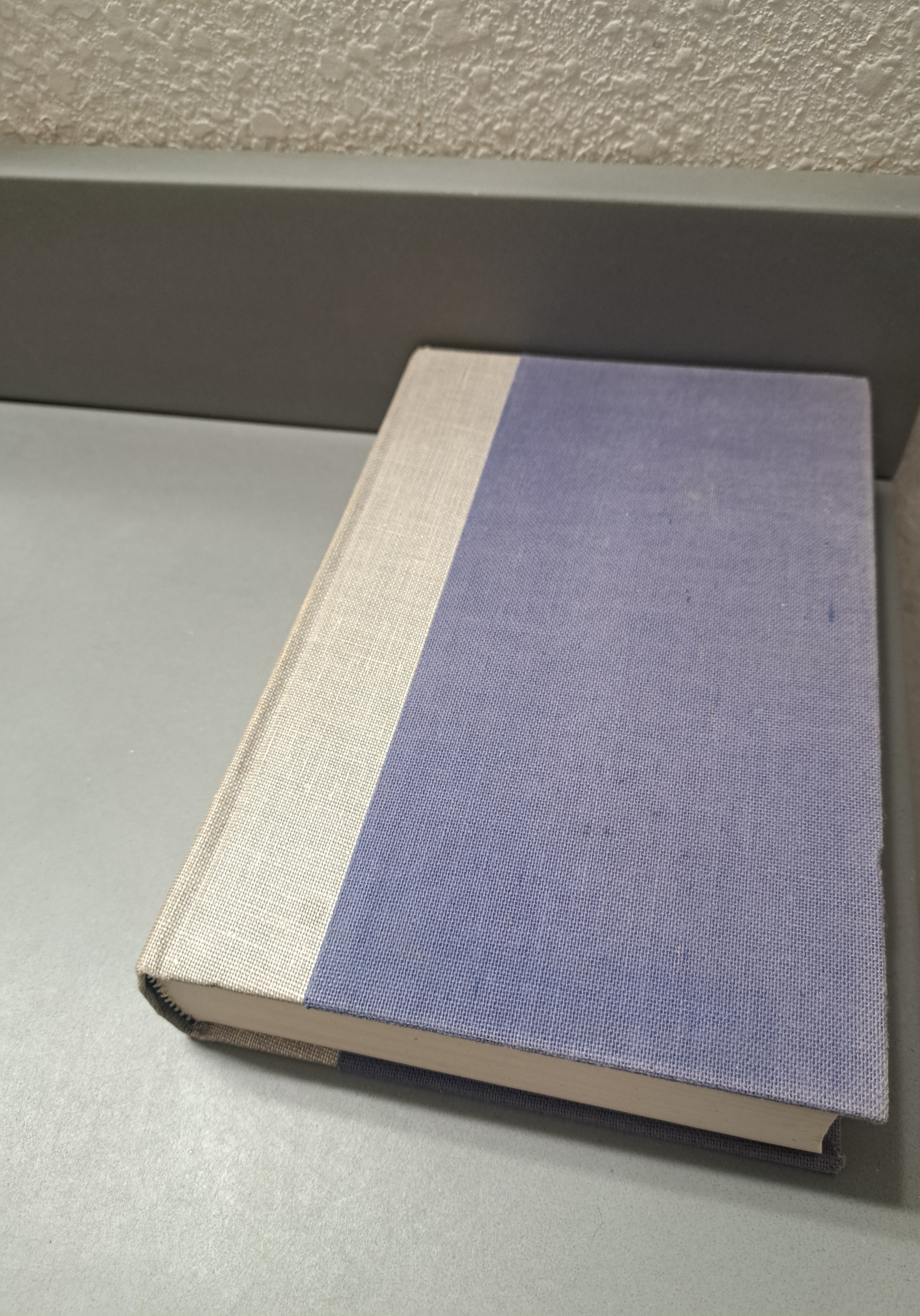 Vintage 1969 edition of Grant Takes Command by Bruce Catton