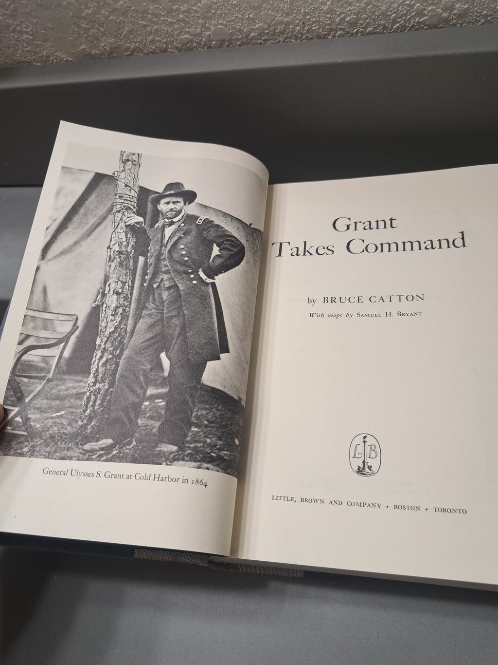 Vintage 1969 edition of Grant Takes Command by Bruce Catton