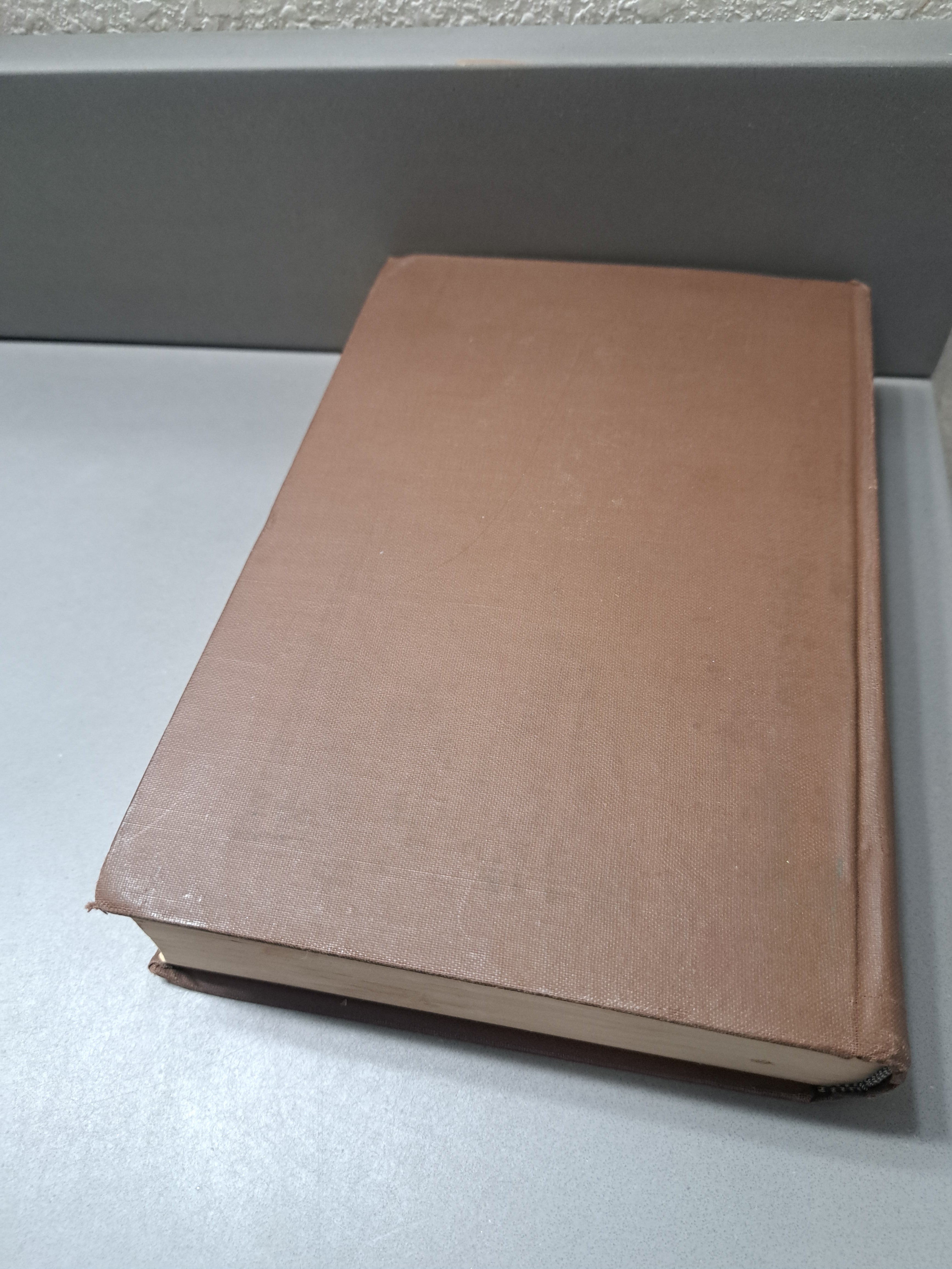 Vintage 1944 A Treasury of the Familiar edited by Ralph L Woods