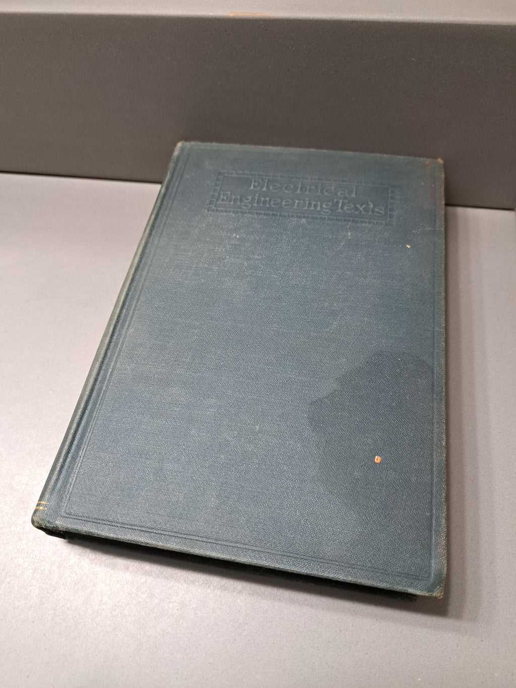 Vintage 1927 Electrical Engineering Texts: A Course in Electrical Engineering - Volume 1 Direct Currents
