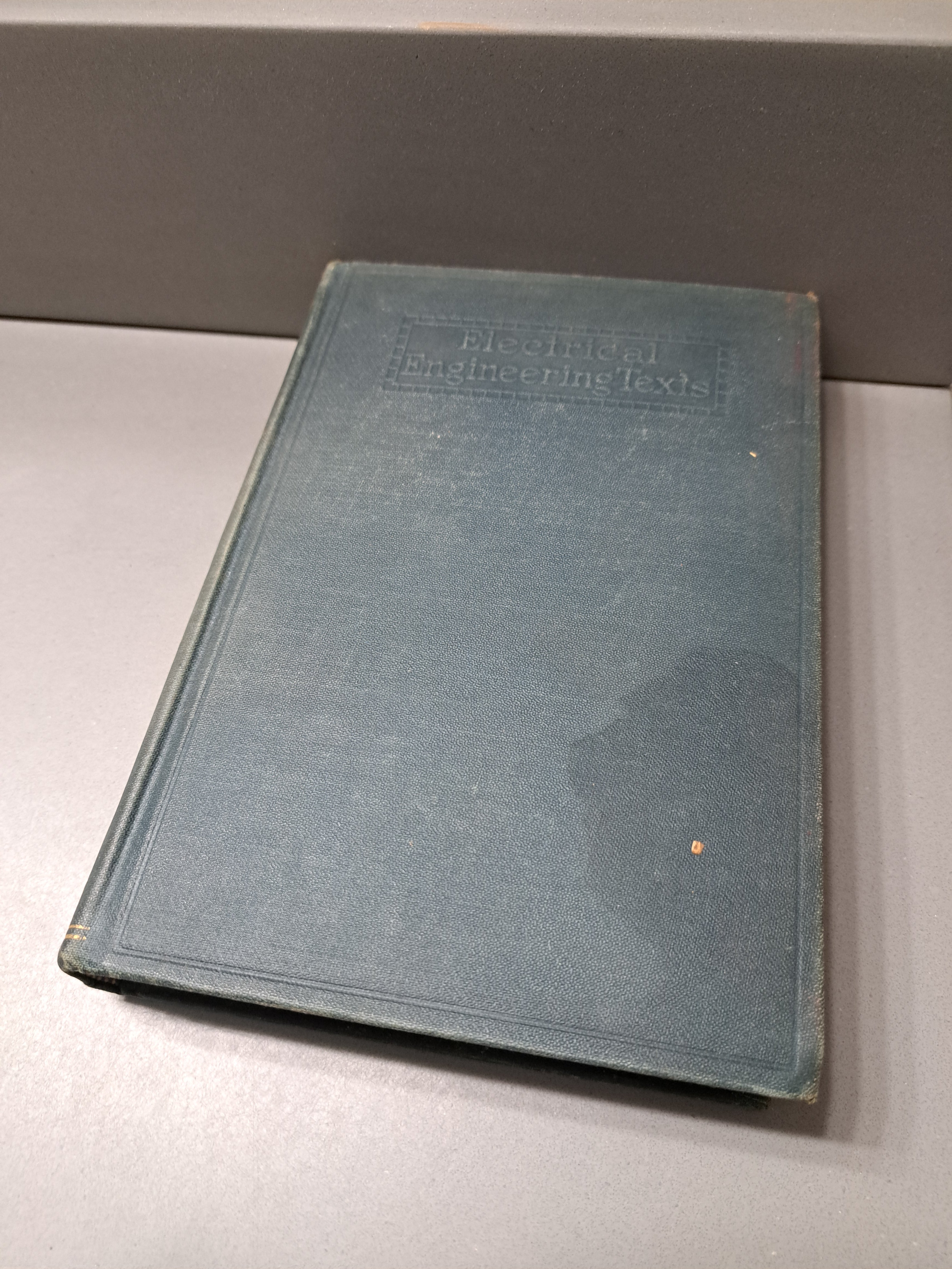 Vintage 1927 Electrical Engineering Texts: A Course in Electrical Engineering - Volume 1 Direct Currents