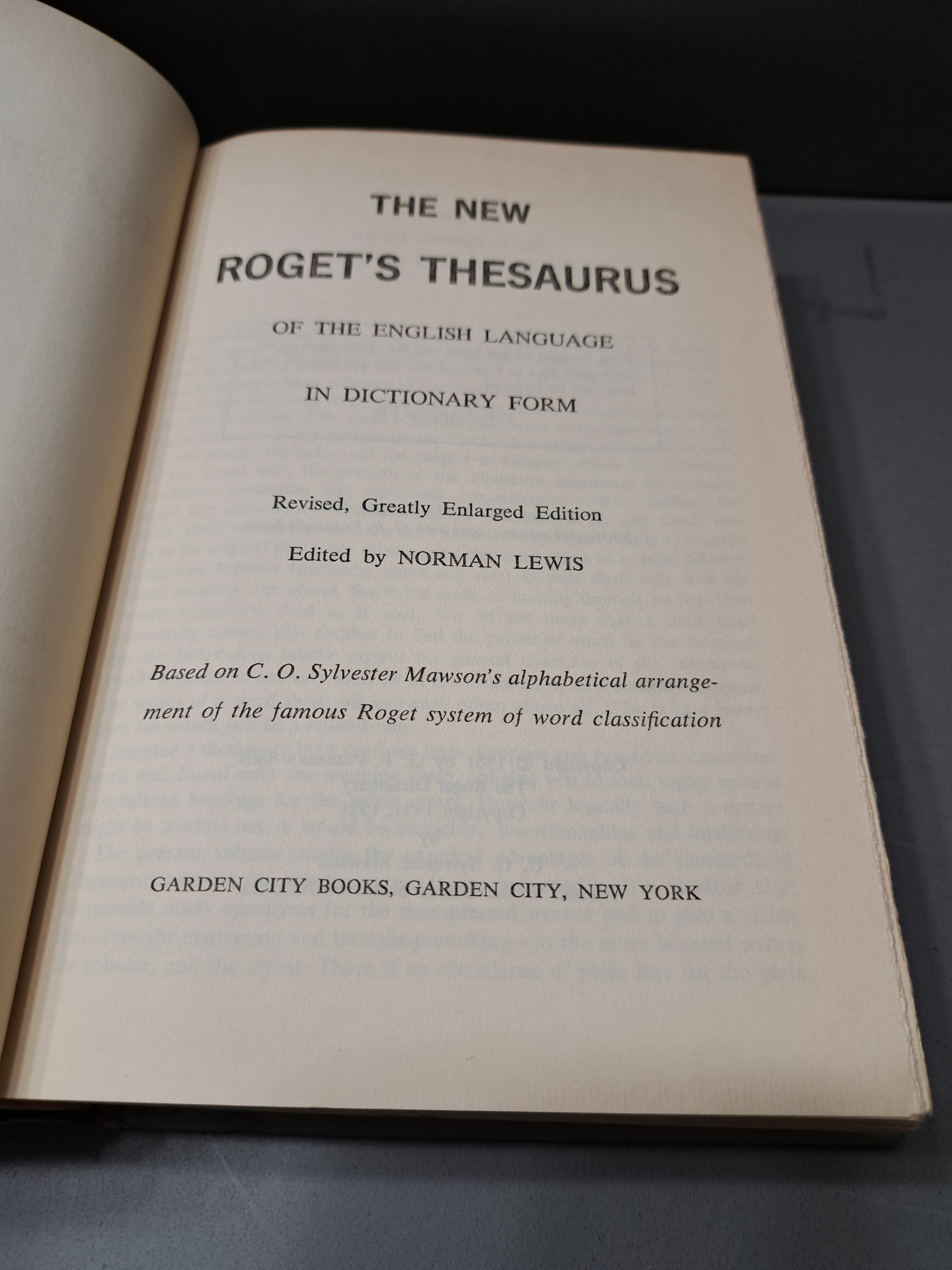 Vintage 1961 The New Roget's Thesaurus of the English Language in Dictionary Form