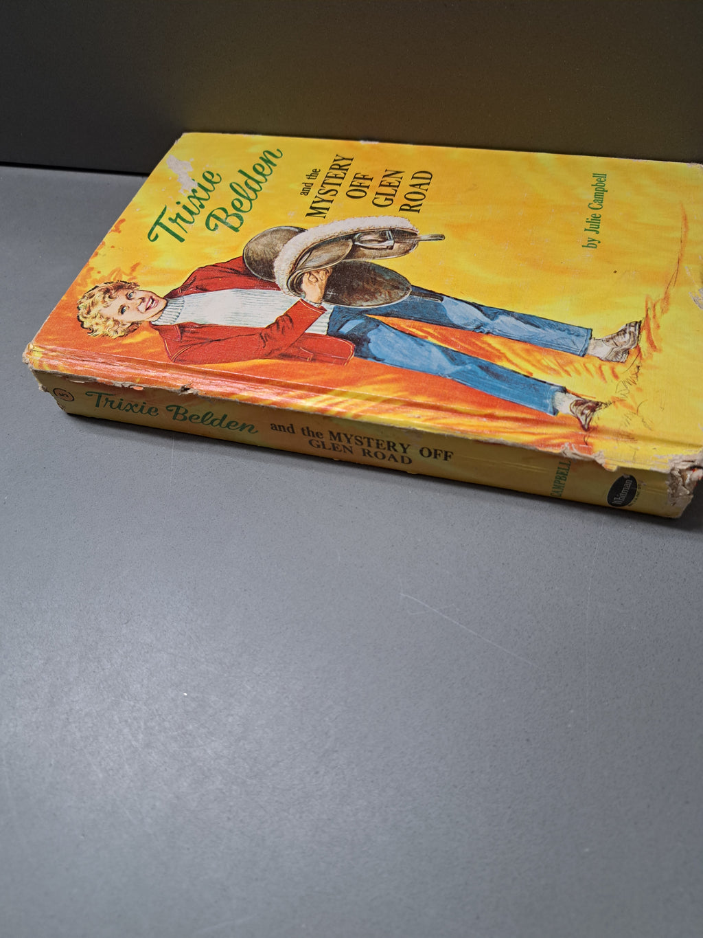 Vintage 1956 Trixie Belden and the Mystery Off Glen Road by Julie Campbell
