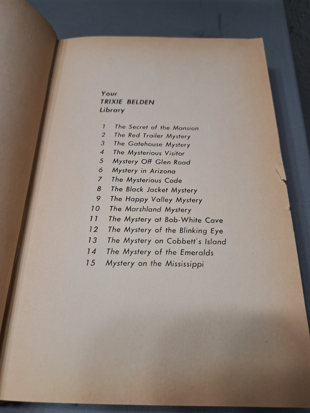 Vintage 1956 Trixie Belden and the Mystery Off Glen Road by Julie Campbell
