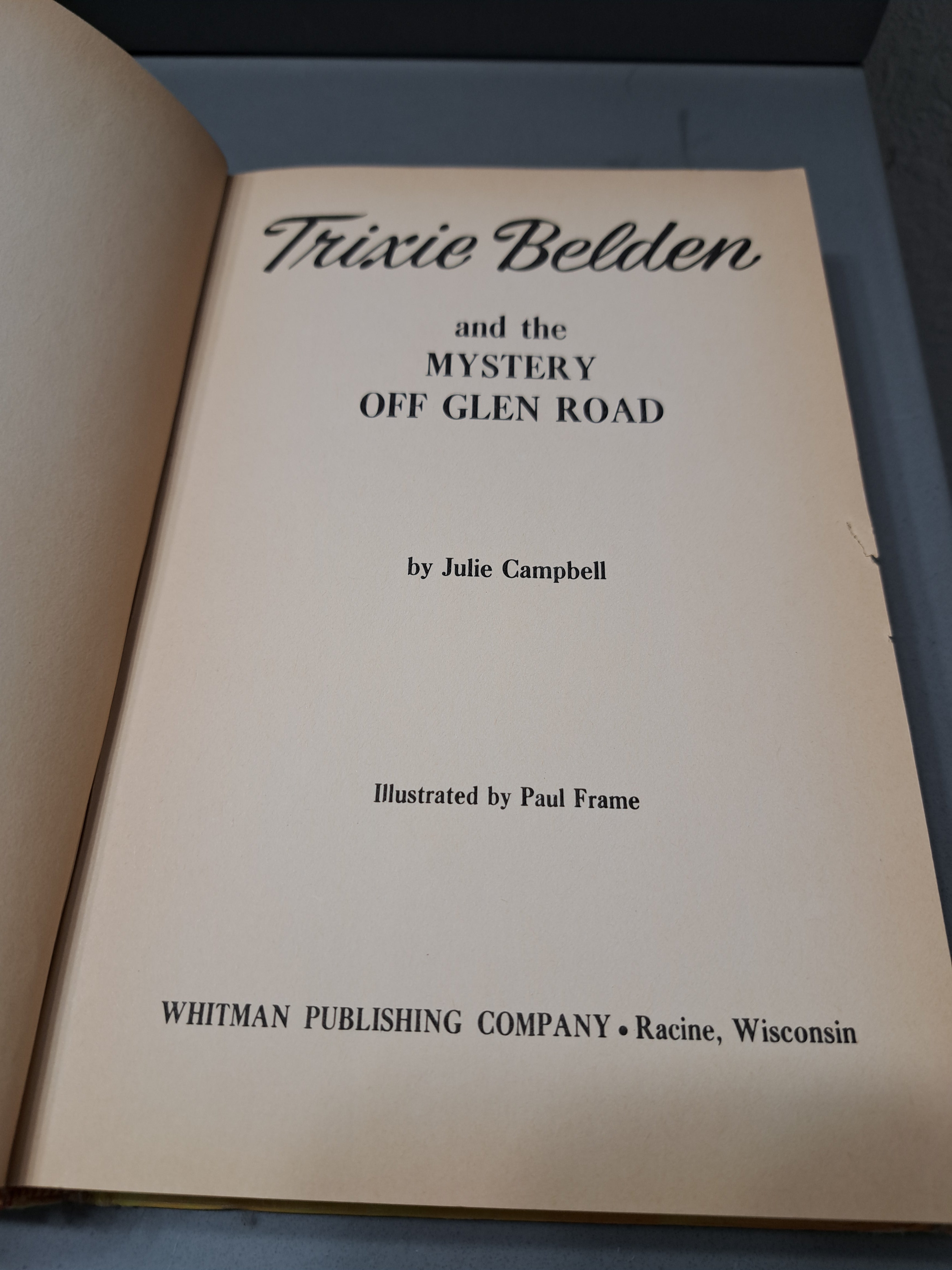 Vintage 1956 Trixie Belden and the Mystery Off Glen Road by Julie Campbell