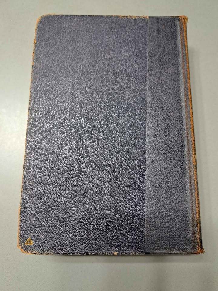 Vintage 1932 first edition The Standard Book of British & American Verse. English & American poetry