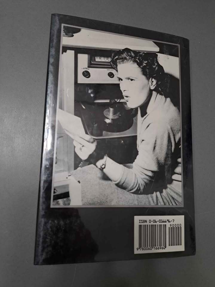 Vintage 1994 first edition of Patsy: The Life and Times of Patsy Cline by Margaret Jones