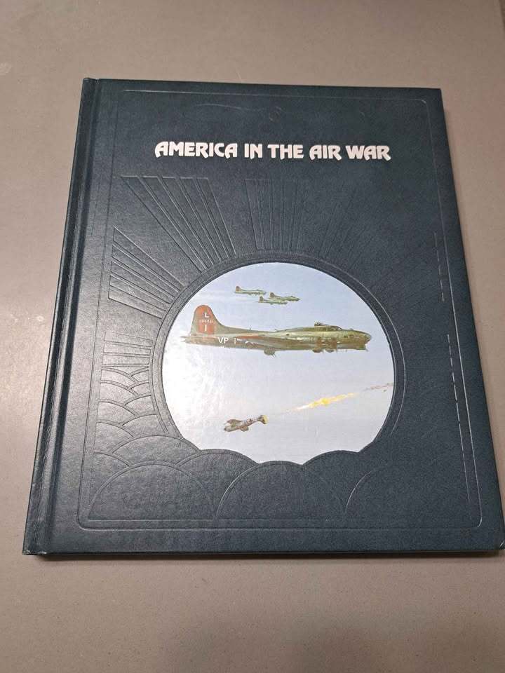 Vintage 1980s America in the Air War / Aviation History hardcover