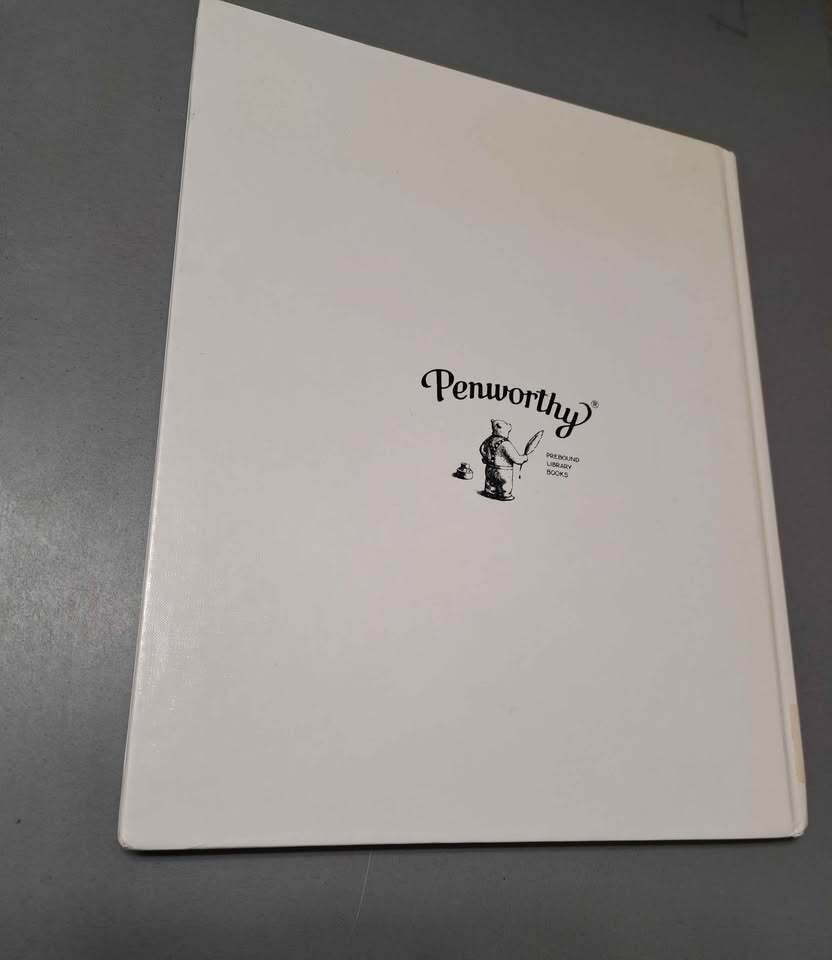 Vintage 1990s illustrated version of the Grimm's fairy tale Rapunzel (hardcover)