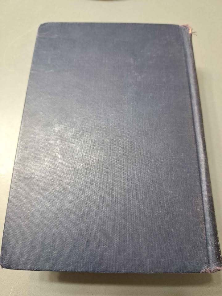Vintage 1955 edition of The Oxford Book of English Verse 1250-1918 (hardcover)