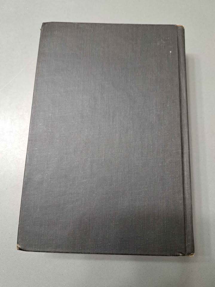 Vintage 1960 Poetry for Pleasure. The Hallmark Book of Poetry