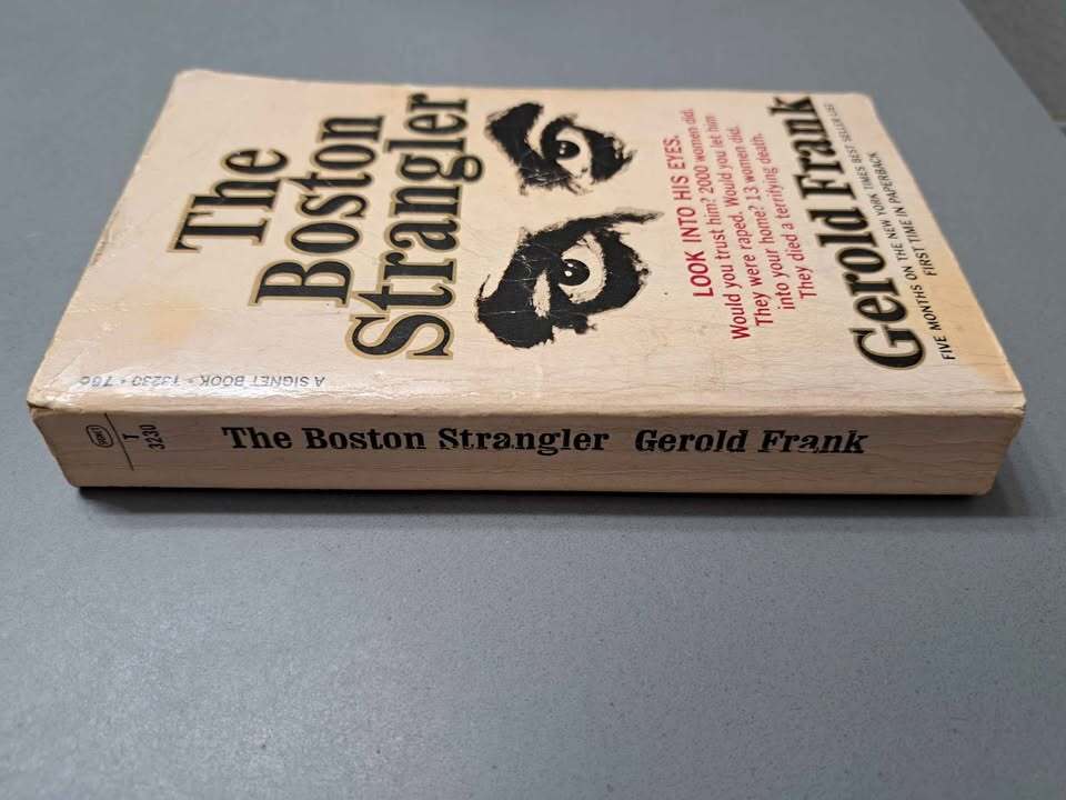 Vintage 1967 The Boston Strangler book by Gerold Frank (paperback) true crime book