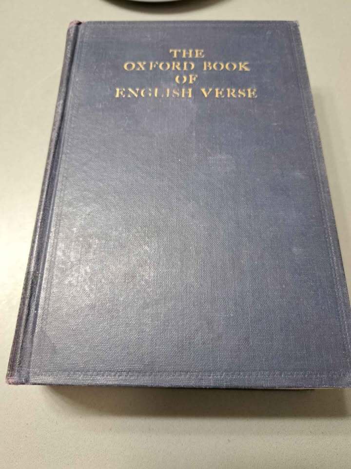 Vintage 1955 edition of The Oxford Book of English Verse 1250-1918 (hardcover)