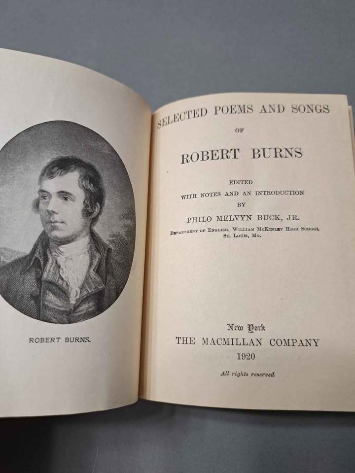 Rare Vintage 1908 Burns's Poems - pocket sized