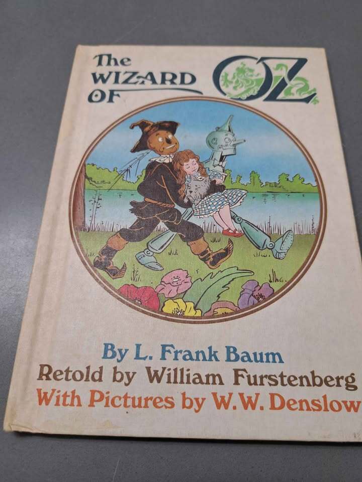 Vintage 1984 The Wizard of Oz (Weekly Reader Books)