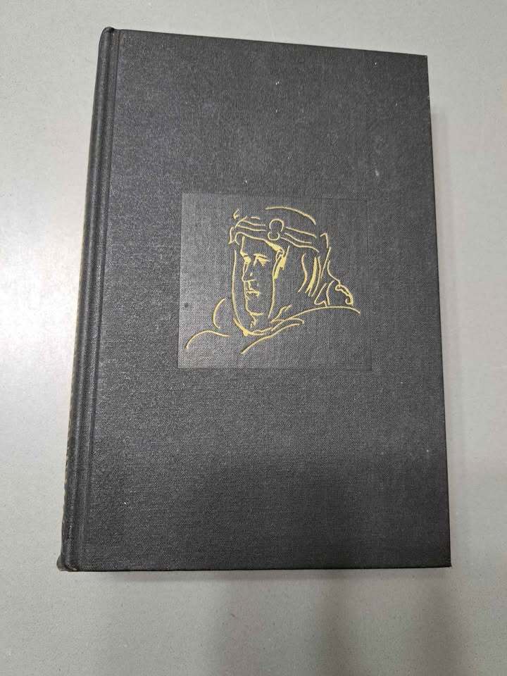 Vintage 1970 The Secret Lives of Lawrence of Arabia by Phillip Knightley & Colin Simpson