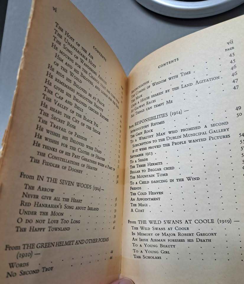 1980 edition of Selected Poetry by W. B. Yeats